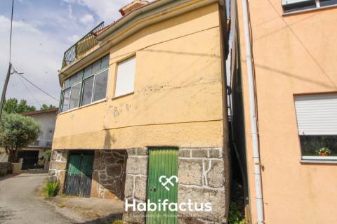 Moradia para remodelar para venda em Viseu