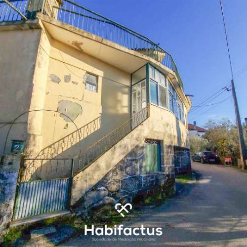 Moradia para remodelar para venda em Viseu