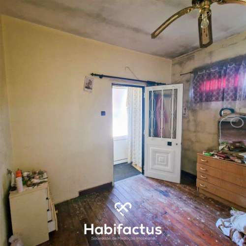 Moradia para remodelar para venda em Viseu