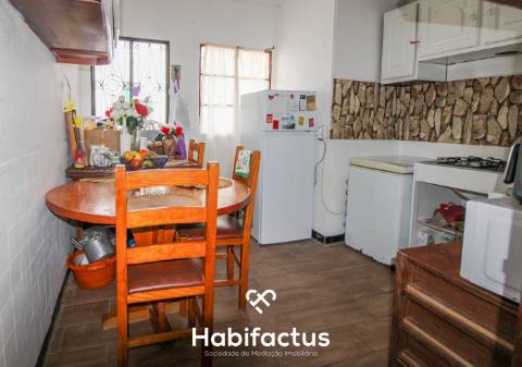 Moradia T3 com terreno em Samorim - Sátão