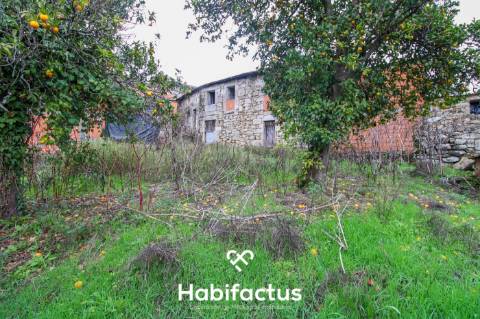 Casa em Pedra - Tondela