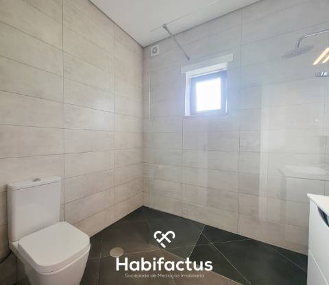 Moradia Isolada T4 em Água Levada – Mangualde