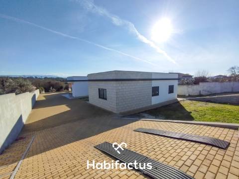 Moradia Isolada T4 em Água Levada – Mangualde