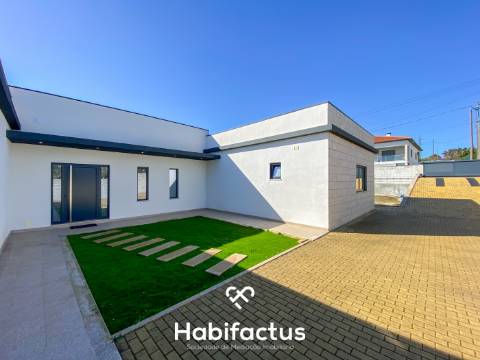 Moradia Isolada T4 em Água Levada – Mangualde