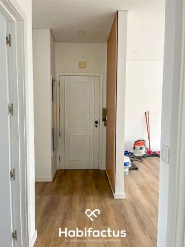 Apartamento T2 remodelado para venda em Viseu