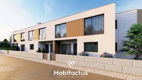 Moradia em banda T3 em construção junto ao Instituto Politécnico de Viseu