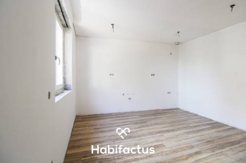 Apartamento T1 à venda na zona histórica de Viseu