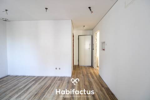 Apartamento T1 à venda na zona histórica de Viseu