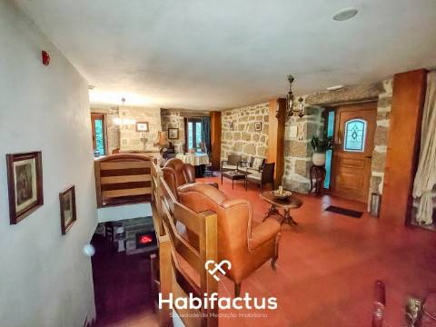 Quinta com unidade de turismo rural em funcionamento | Centro de Portugal