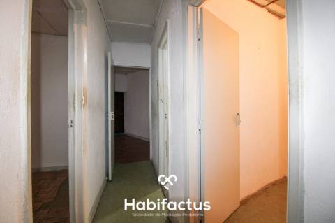 Moradia devoluta para venda em marzovelos - Viseu