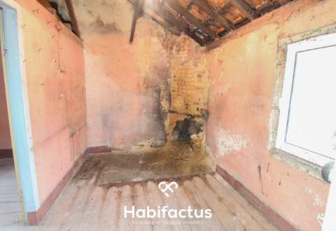 Moradia para reconstuir em Tondela