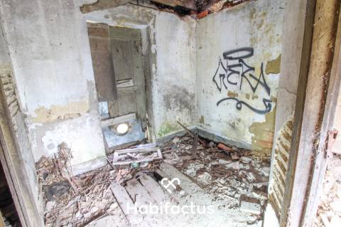 Moradia T2 para reconstuir em Tondela