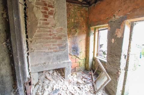 Moradia T2 para reconstuir em Tondela