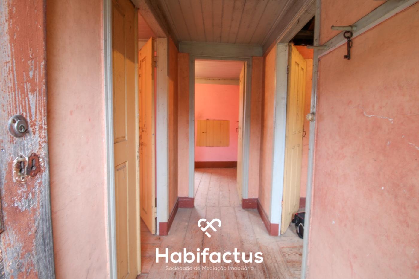 Duas Moradias para Remodelação em Coelhoso, Tondela