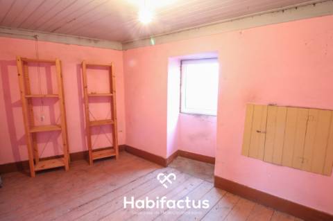 Duas Moradias para Remodelação em Coelhoso, Tondela