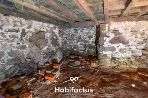 Duas Moradias para Remodelação em Coelhoso, Tondela