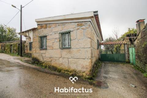 Moradia de pedra para venda T1+2 em Pedras Ruivas – Seixo da Beira - Oliveira do Hospital