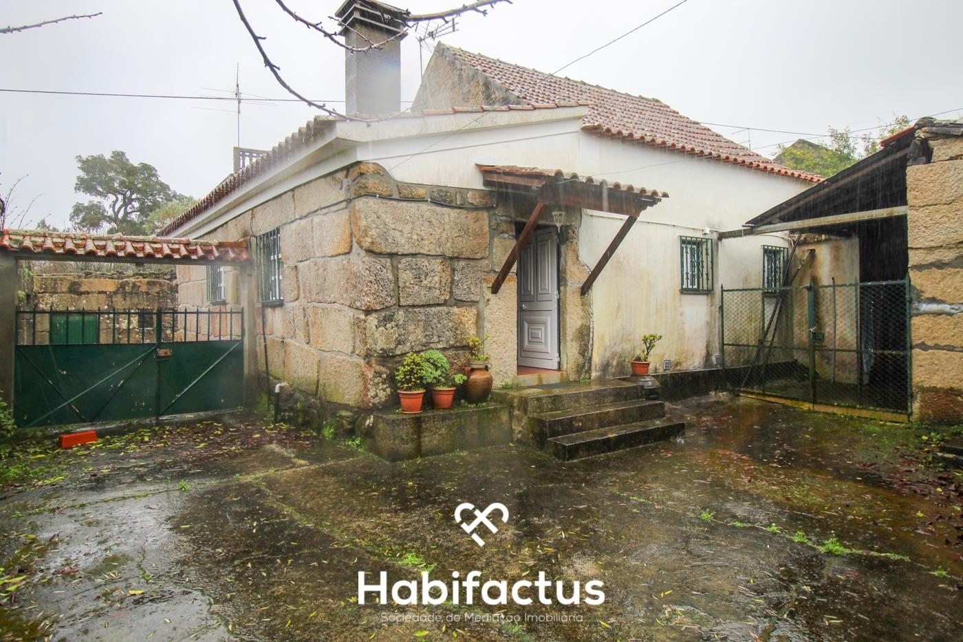 Moradia de pedra para venda T1+2 em Pedras Ruivas – Seixo da Beira - Oliveira do Hospital