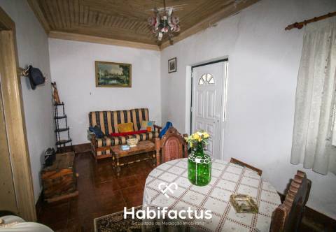 Moradia de pedra para venda T1+2 em Pedras Ruivas – Seixo da Beira - Oliveira do Hospital