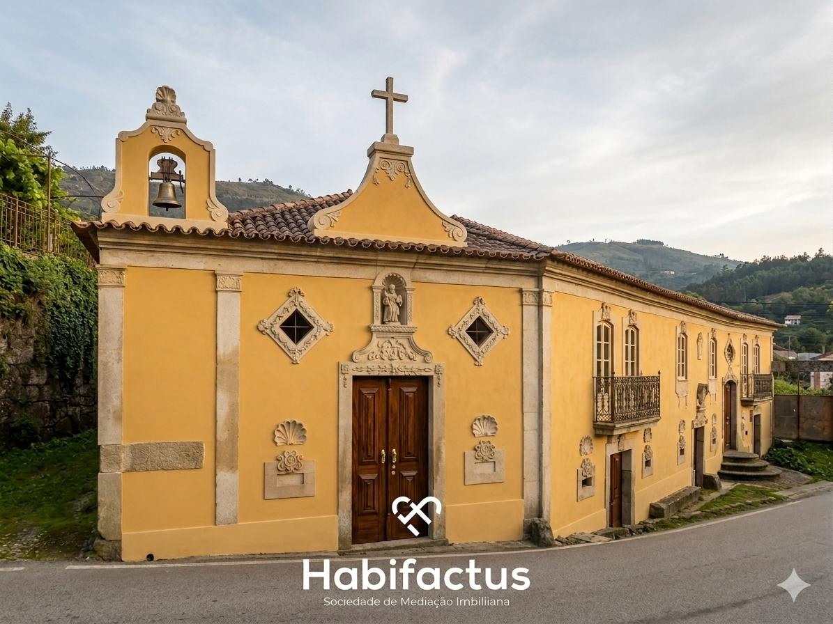 Moradia Isolada T3 Senhorial - Abrasonada, para Reconstrução á venda em Beijós - Carregal do Sal