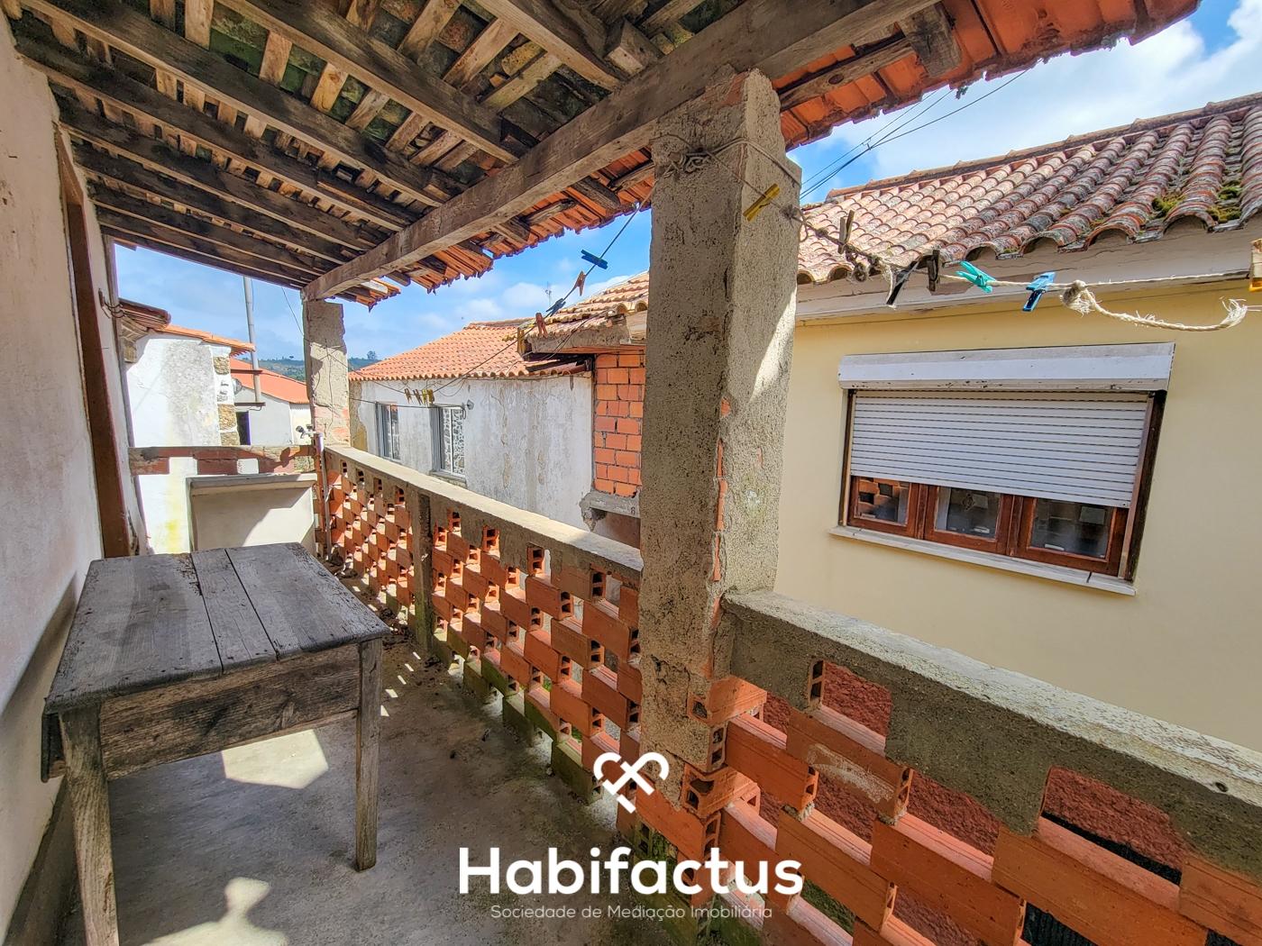 Moradia T2 para venda em Meruge - Oliveira do Hospital - Coimbra