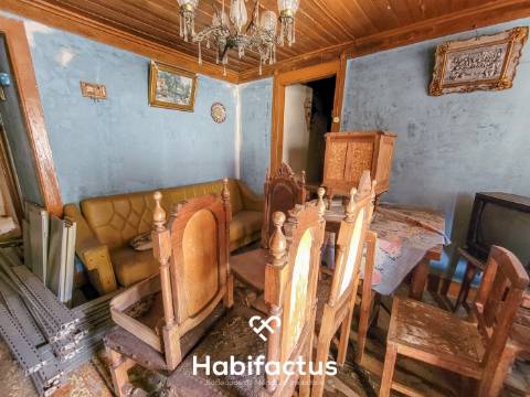 Moradia T2 para venda em Meruge - Oliveira do Hospital - Coimbra