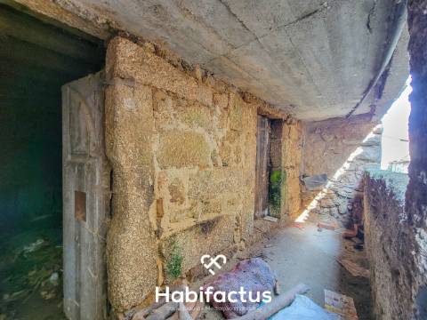 Moradia T2 para venda em Meruge - Oliveira do Hospital - Coimbra