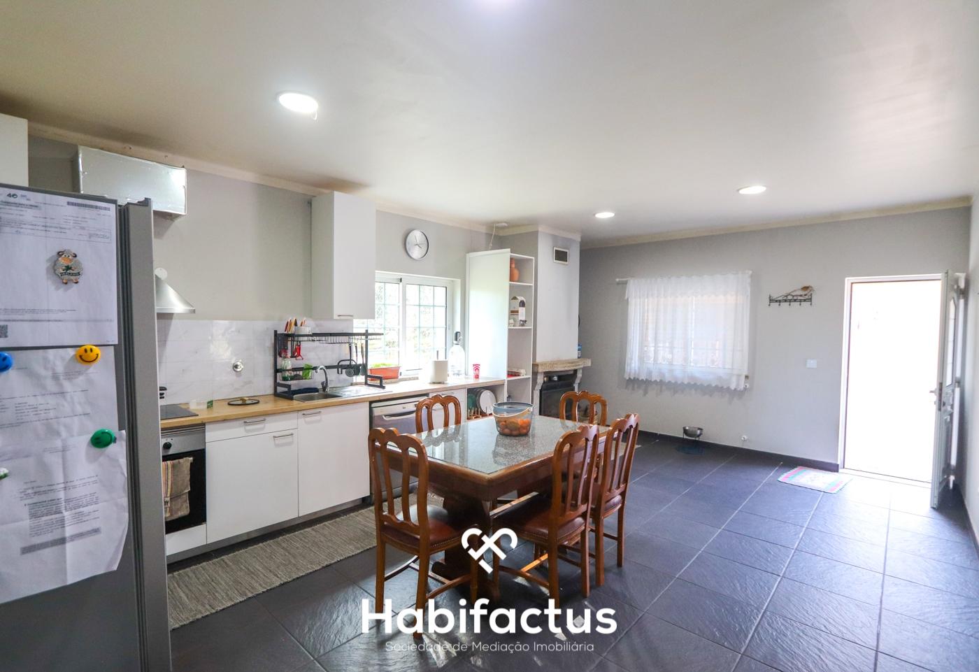 Moradia Isolada T4 em Guimarães de Tavares – Mangualde.