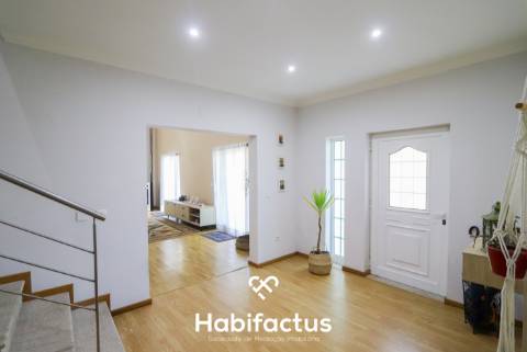 Moradia Isolada T4 em Guimarães de Tavares – Mangualde.