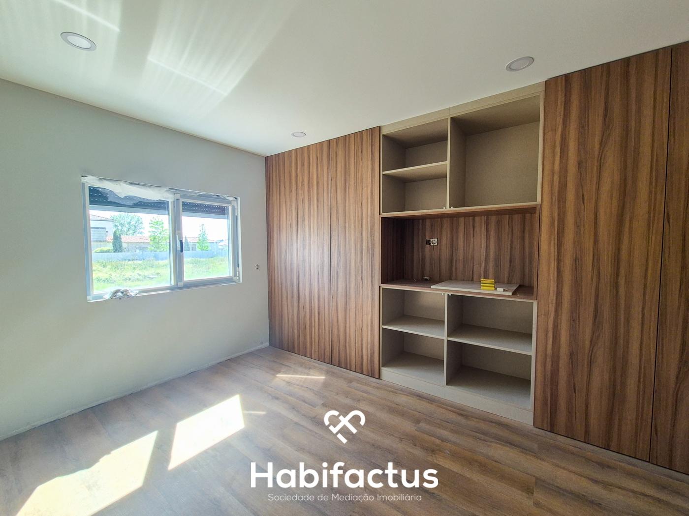 Moradia T3 - Totalmente Remodelado – Viseu