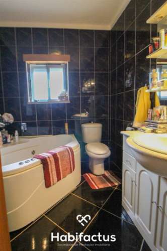 Moradia Geminada T3+1 a 10 Minutos do Centro de Mangualde