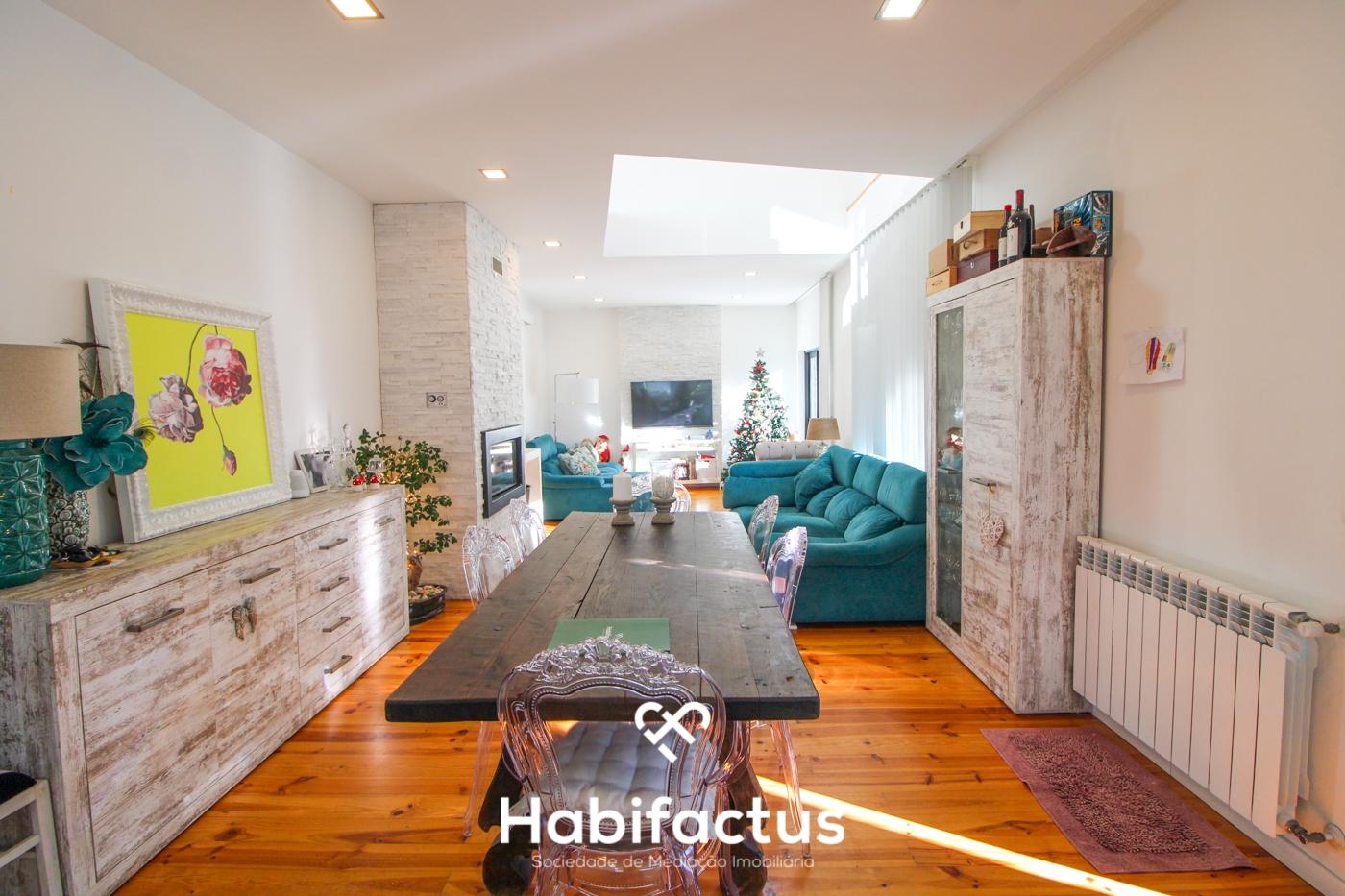 Moradia unifamilar T5 em pedra - Viseu