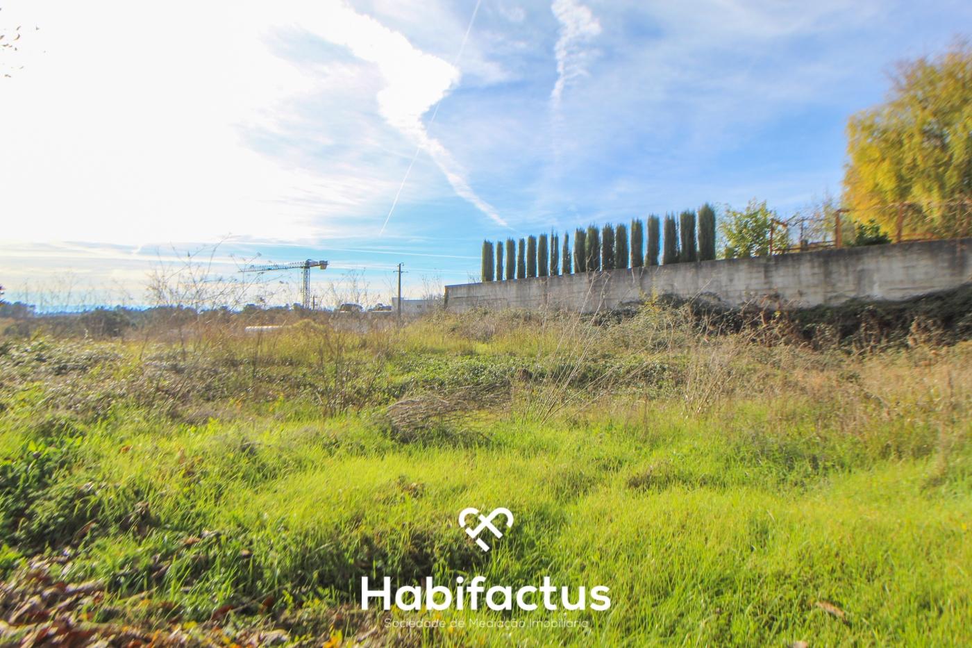 Terreno com 1.280 m2 para construção em Viseu