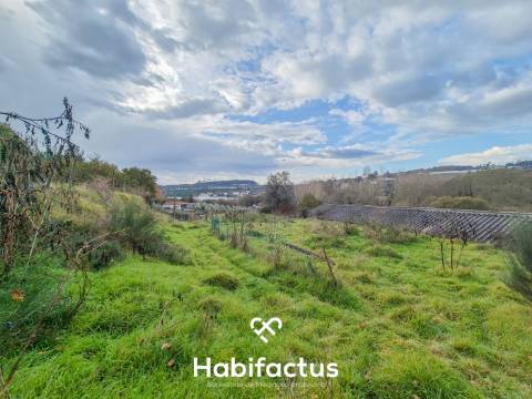 Terreno Rústico à beira Rio