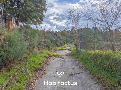 Terreno Rústico à beira Rio
