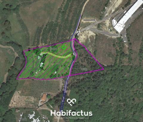 Terreno Rústico à beira Rio