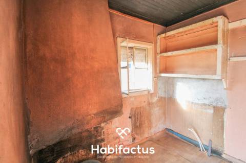 Moradia Isolada para Remodelar em Muna de Besteiros - Tondela