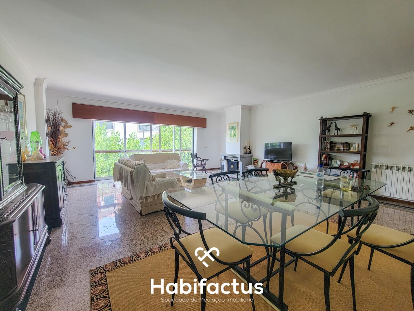 Apartamento T4 Mobilado no Coração da Vila de Nelas