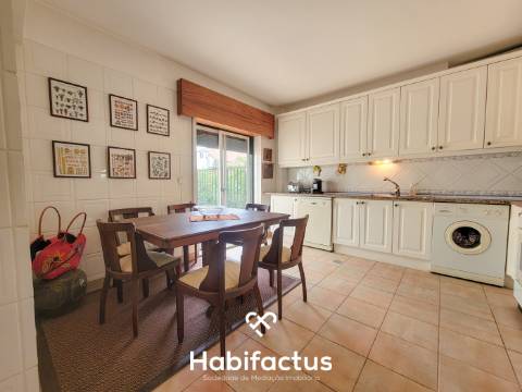 Apartamento T4 Mobilado no Coração da Vila de Nelas