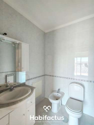 Apartamento T3 Duplex com Garagem Dupla e Terreno de 955 m²