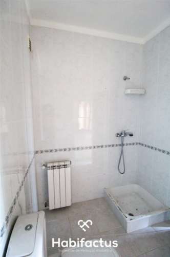 Apartamento T3 Duplex com Garagem Dupla e Terreno de 955 m²