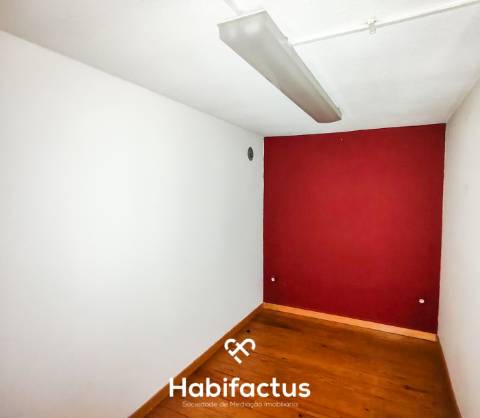 Loja Comercial para Arrendar – Centro de Viseu