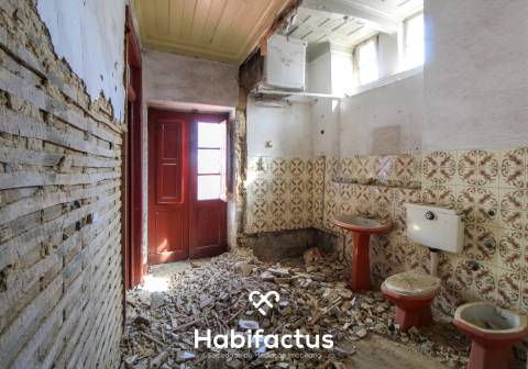 Prédio zona histórica de Viseu