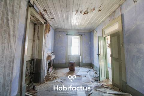 Prédio zona histórica de Viseu