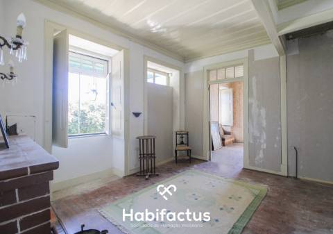 Moradia Histórica T6 com Vista para a Serra da Estrela – Cabanas de Viriato