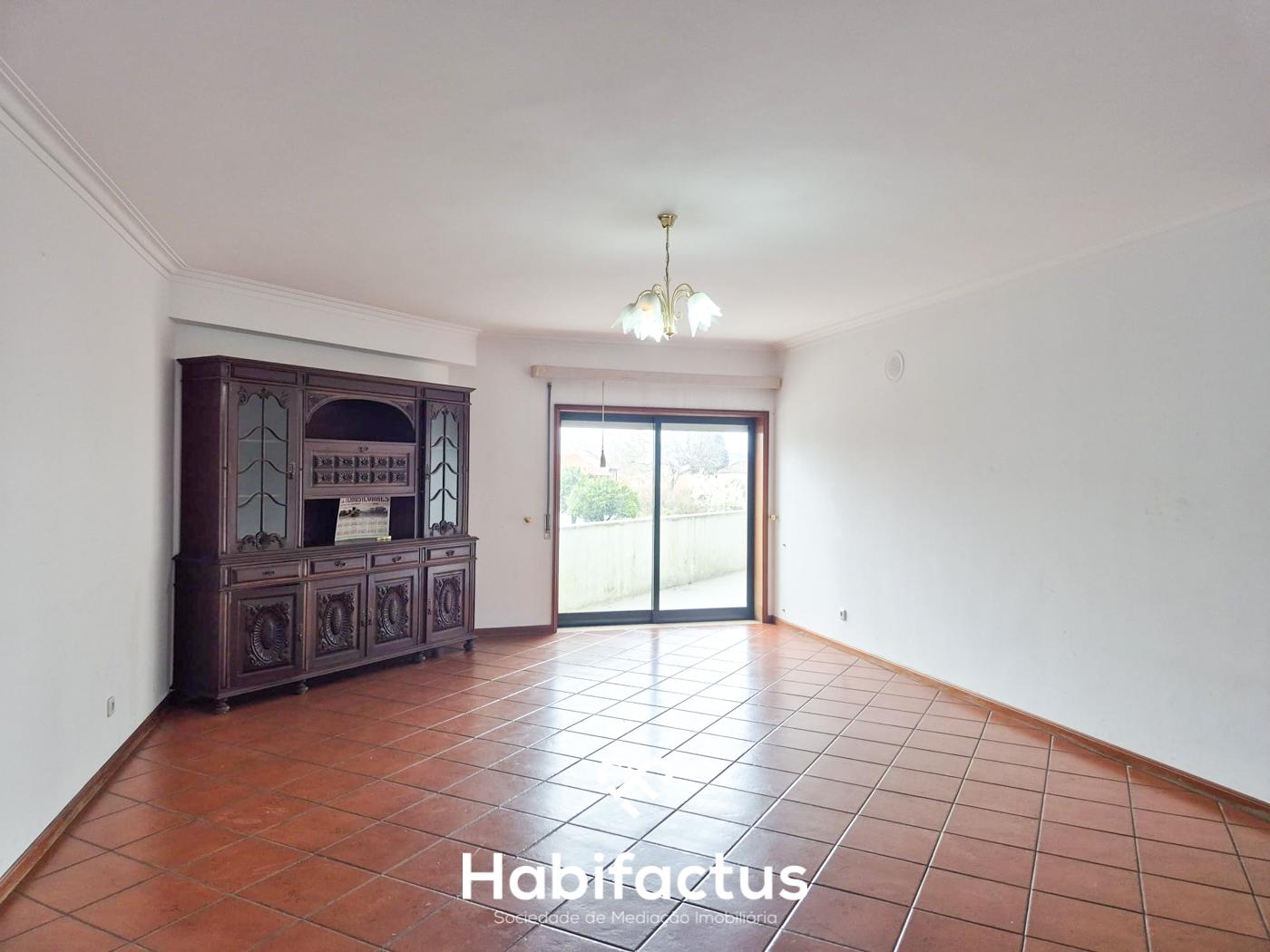 Apartamento T3 com terraço no coração de Viseu