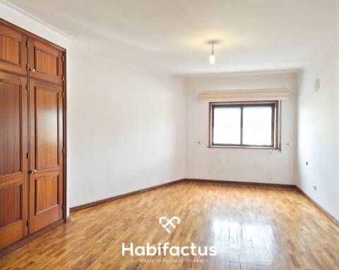 Apartamento T3 com terraço no coração de Viseu