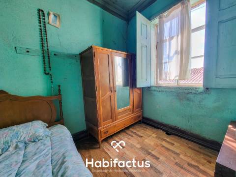 Moradia T3+2 para Remodelar  á venda– Uma Oportunidade Única em Póvoa de Luzianes, Senhorim, Nelas -