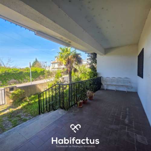 Moradia Isolada T6 junto ao centro de Viseu