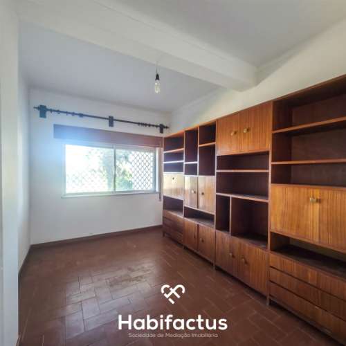 Moradia Isolada T6 junto ao centro de Viseu